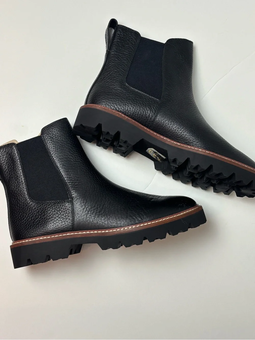 Madewell sleek black